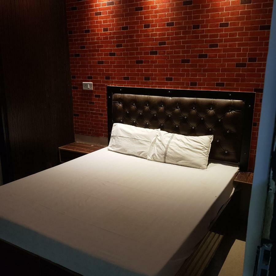 Hotel Varanasi Ganges المظهر الخارجي الصورة