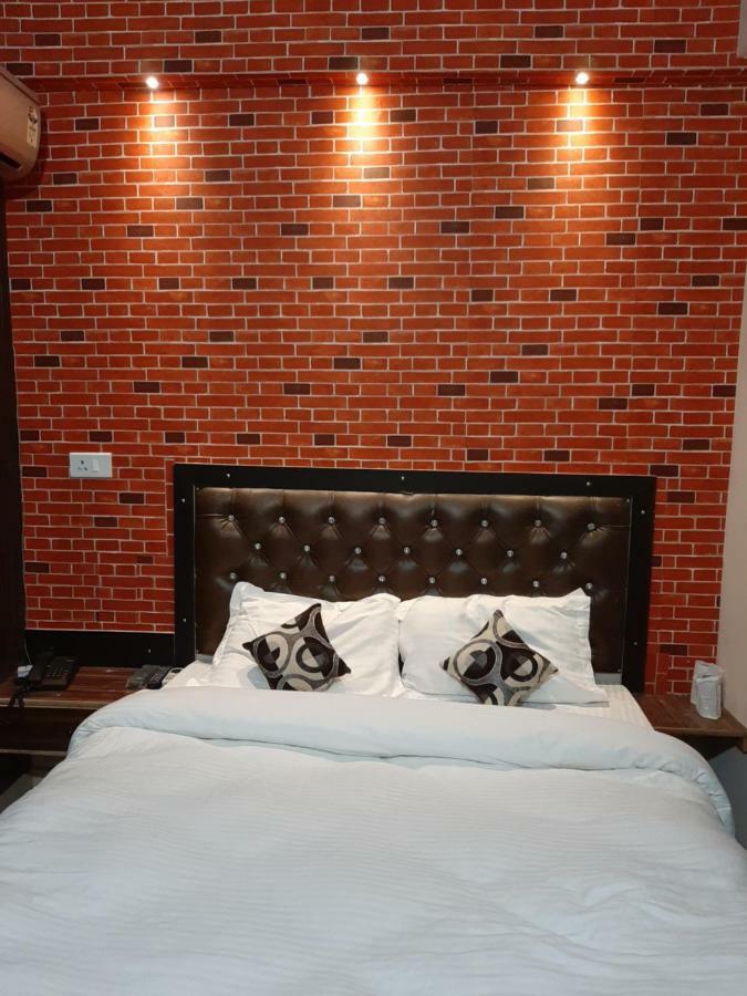 Hotel Varanasi Ganges المظهر الخارجي الصورة
