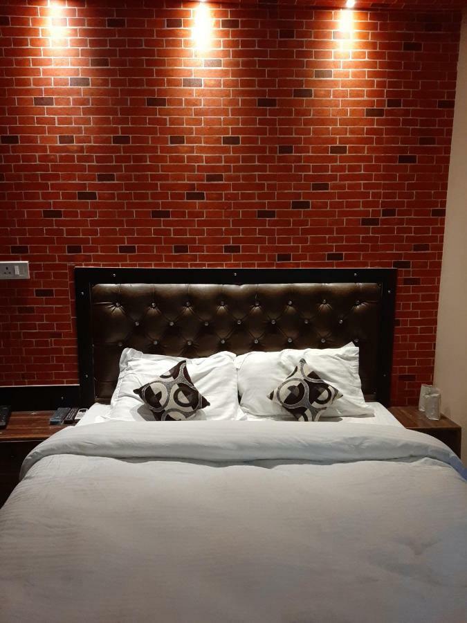 Hotel Varanasi Ganges المظهر الخارجي الصورة