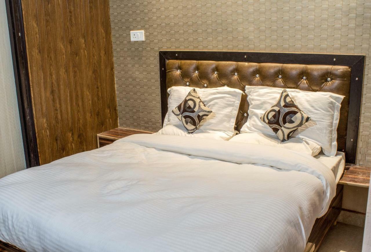 Hotel Varanasi Ganges المظهر الخارجي الصورة