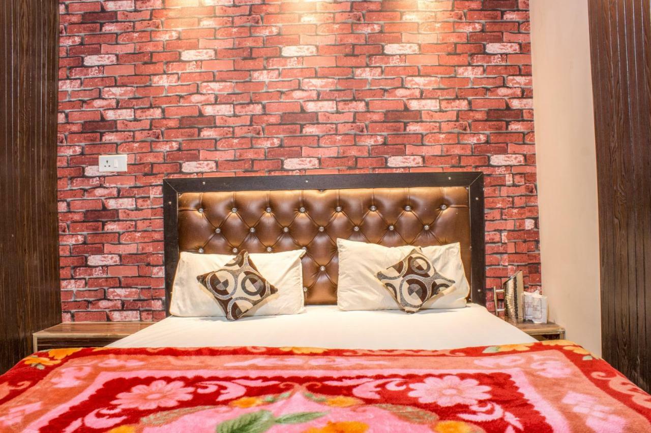 Hotel Varanasi Ganges المظهر الخارجي الصورة